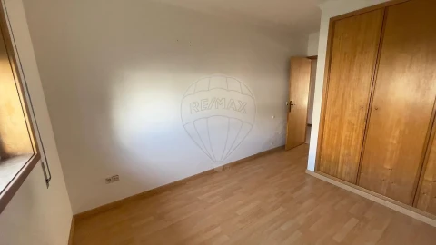 Apartamento T3 para Venda em O. Azeméis, Riba-Ul, Ul, Macinhata Seixa, Madail