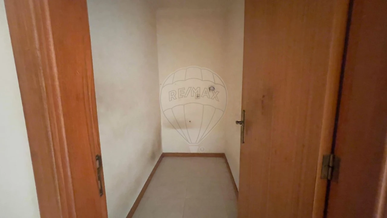 Apartamento T3 para Venda em O. Azeméis, Riba-Ul, Ul, Macinhata Seixa, Madail Foto 3