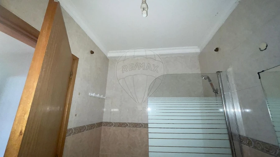 Apartamento T3 para Venda em O. Azeméis, Riba-Ul, Ul, Macinhata Seixa, Madail Foto 26