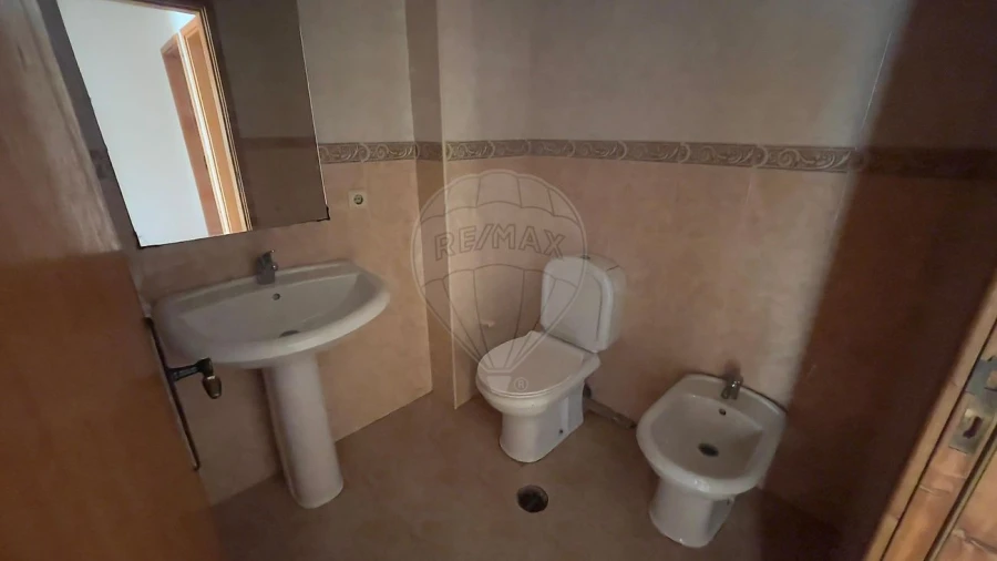 Apartamento T3 para Venda em O. Azeméis, Riba-Ul, Ul, Macinhata Seixa, Madail Foto 25