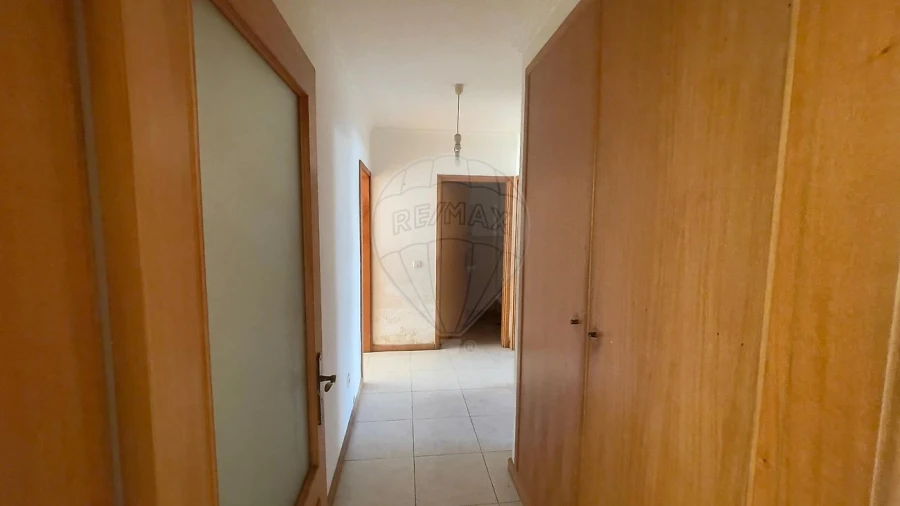 Apartamento T3 para Venda em O. Azeméis, Riba-Ul, Ul, Macinhata Seixa, Madail Foto 13