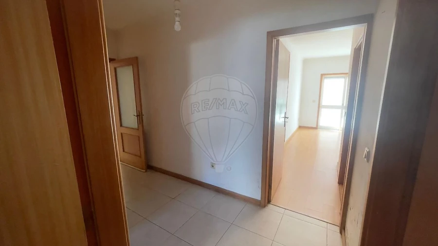 Apartamento T3 para Venda em O. Azeméis, Riba-Ul, Ul, Macinhata Seixa, Madail Foto 23