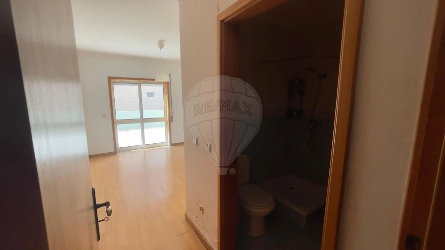 Apartamento T3 para Venda em O. Azeméis, Riba-Ul, Ul, Macinhata Seixa, Madail Foto 28