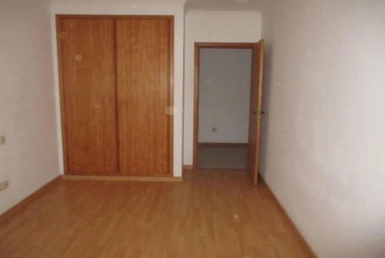 Apartamento T3 para Venda em O. Azeméis, Riba-Ul, Ul, Macinhata Seixa, Madail Foto 3