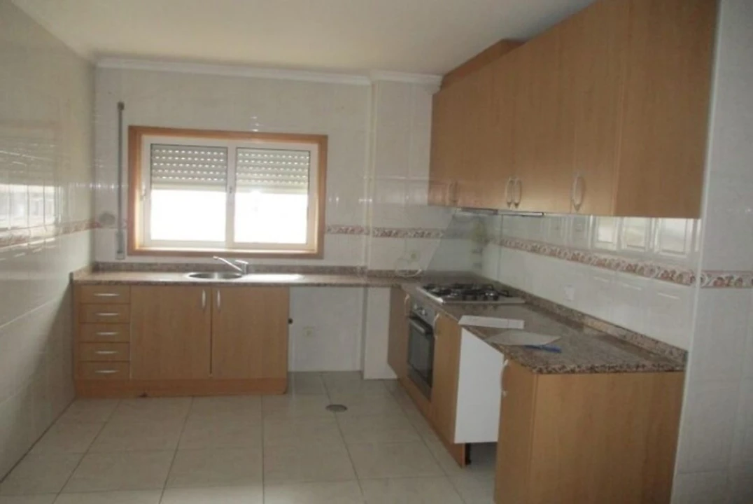 Apartamento T3 para Venda em O. Azeméis, Riba-Ul, Ul, Macinhata Seixa, Madail Foto 4