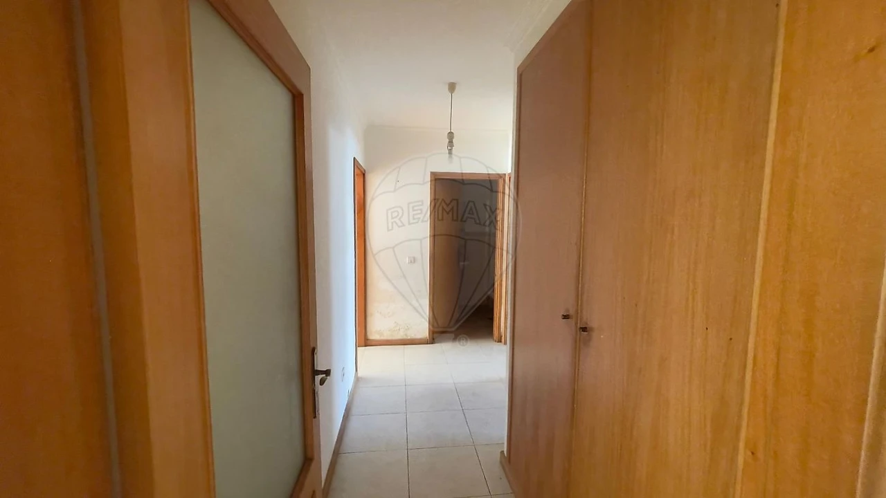 Apartamento T3 para Venda em O. Azeméis, Riba-Ul, Ul, Macinhata Seixa, Madail Foto 13