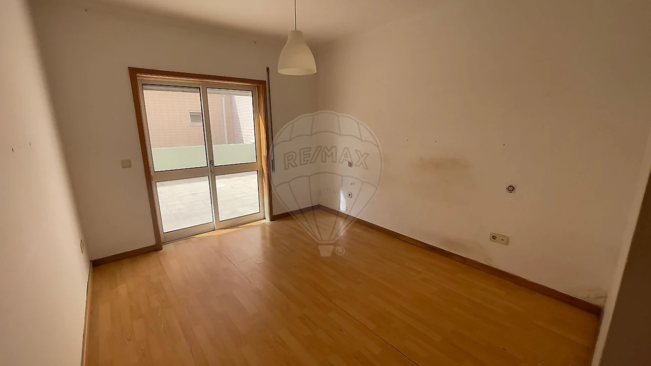Apartamento T3 para Venda em O. Azeméis, Riba-Ul, Ul, Macinhata Seixa, Madail Foto 31