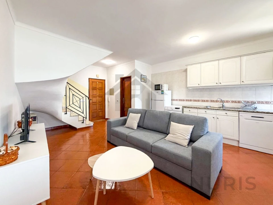 Apartamento T2 para Arrendamento em Portimão Foto 2
