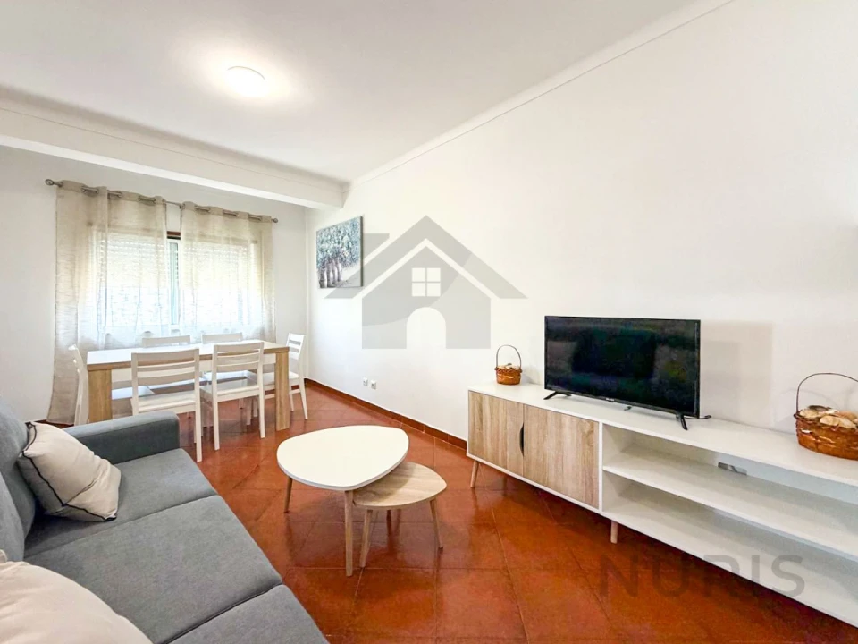 Apartamento T2 para Arrendamento em Portimão Foto 5
