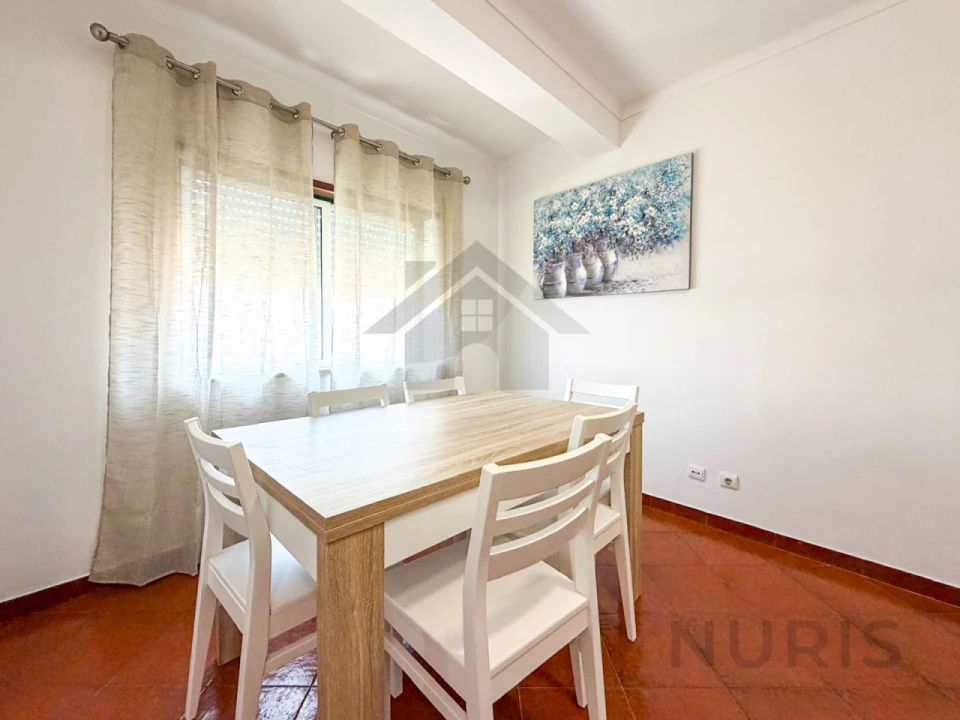 Apartamento T2 para Arrendamento em Portimão Foto 8