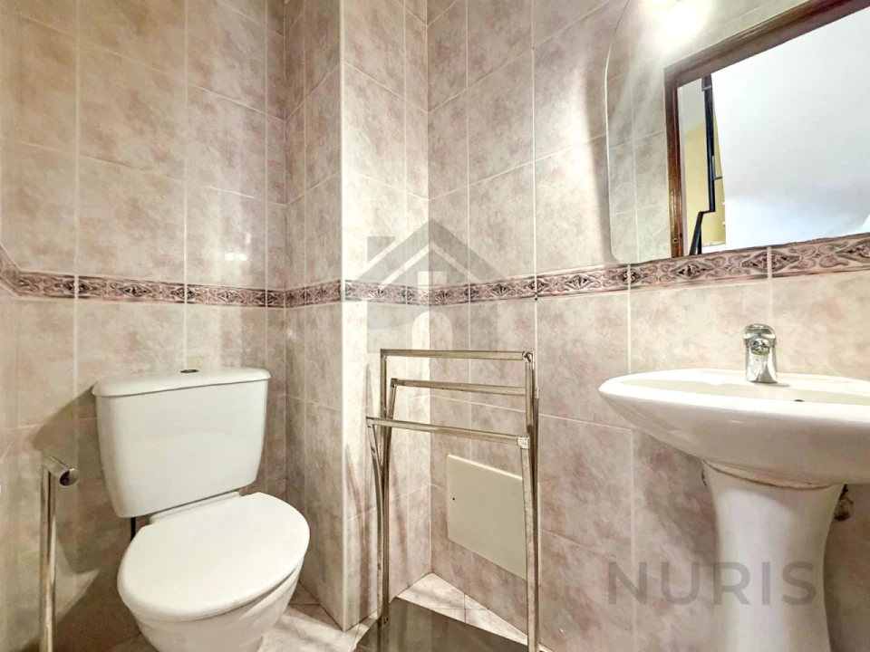 Apartamento T2 para Arrendamento em Portimão Foto 11