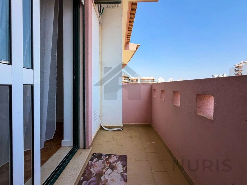 Apartamento T2 para Arrendamento em Portimão Foto 19