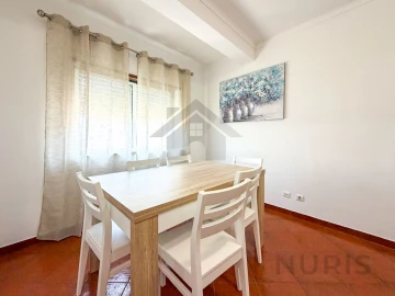Apartamento T2 para Arrendamento em Portimão
