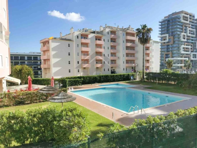 Apartamento T2 para Arrendamento em Portimão