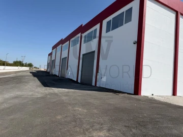 Armazém para Arrendamento em Venda do Pinheiro e Santo Estêvão das Galés