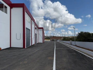 Armazém para Arrendamento em Venda do Pinheiro e Santo Estêvão das Galés