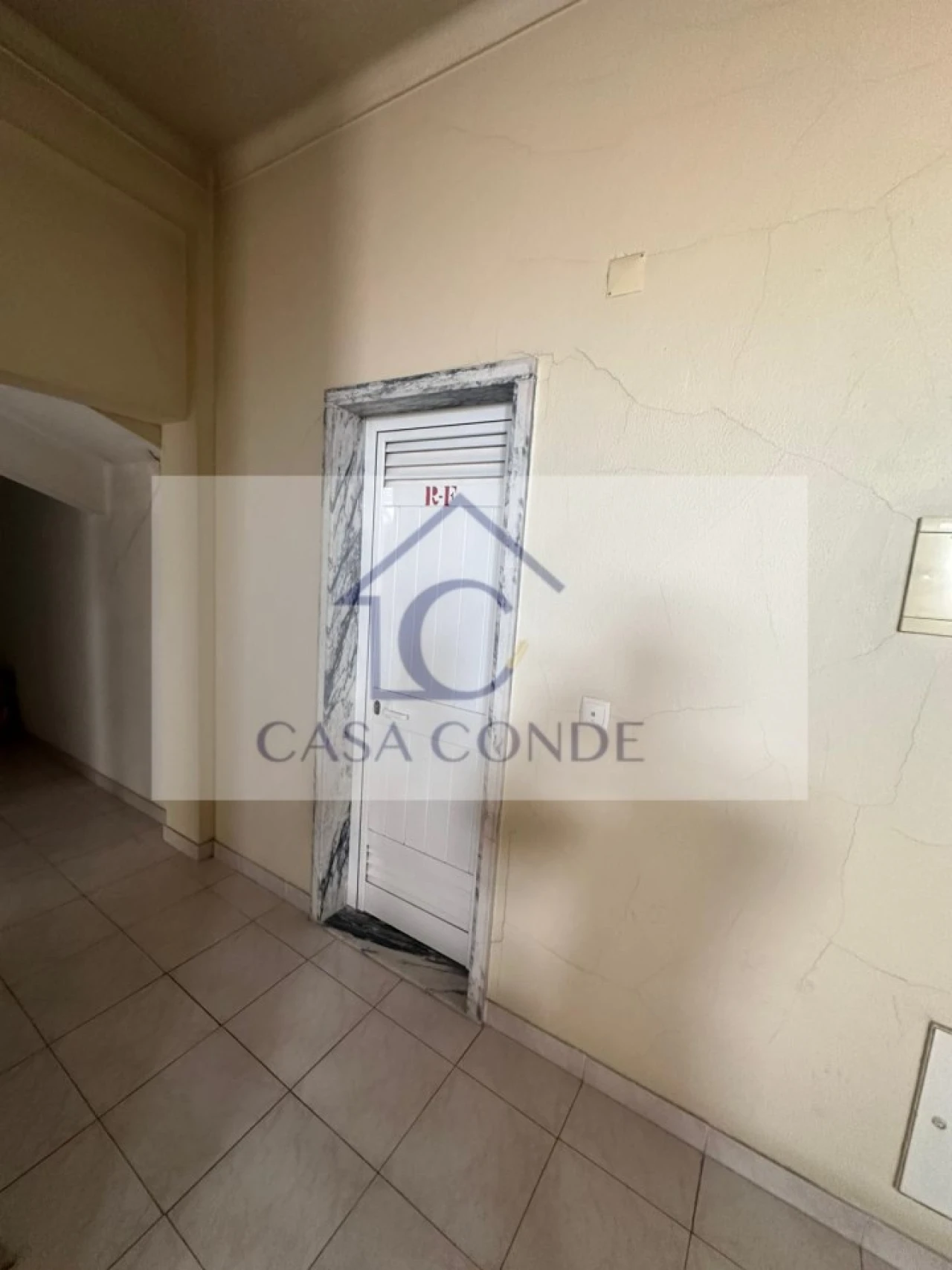Apartamento T1 para Venda em Seixal, Arrentela e Aldeia de Paio Pires Foto 9