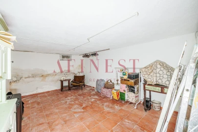 Prédio para Venda em São Vicente