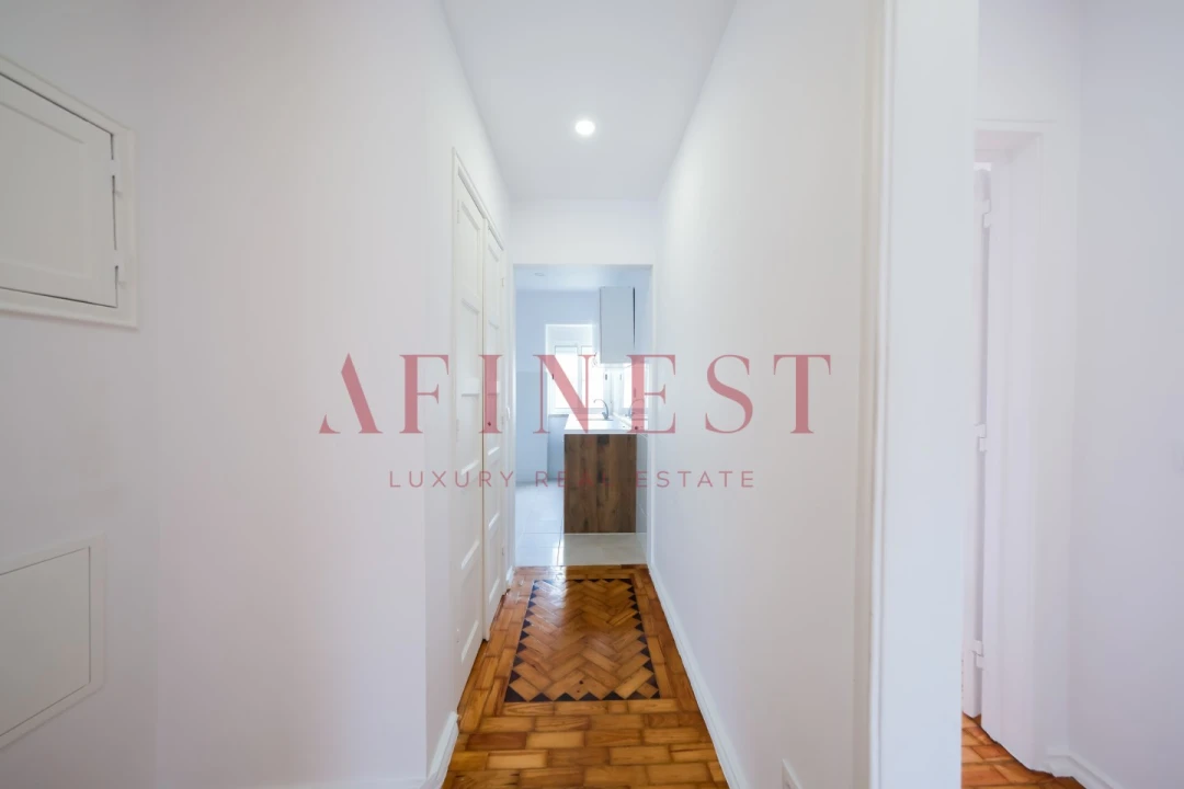 Apartamento T3 para Arrendamento em Lumiar Foto 8