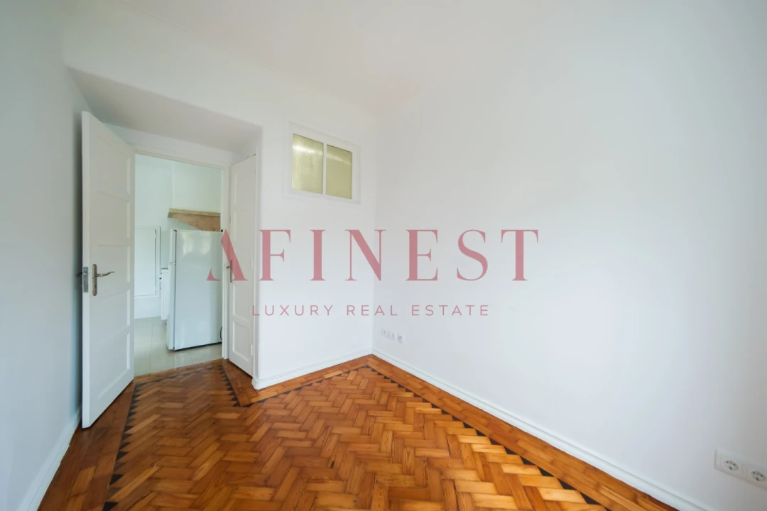 Apartamento T3 para Arrendamento em Lumiar Foto 22