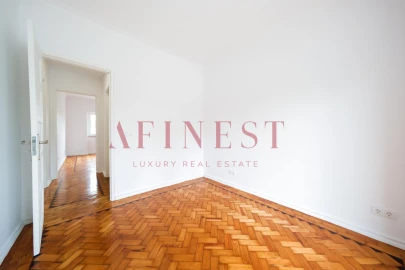 Apartamento T3 para Arrendamento em Lumiar