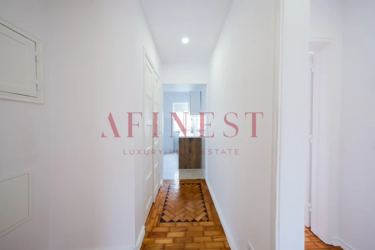 Apartamento T3 para Arrendamento em Lumiar Foto 8
