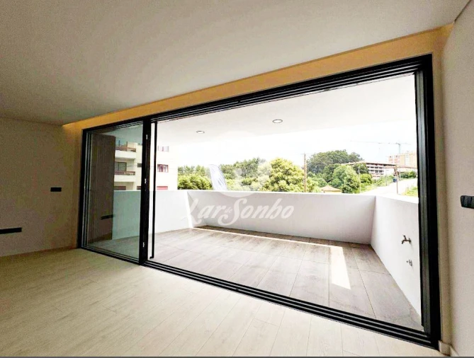 Apartamento T4 para Venda em Gondomar (São Cosme), Valbom e Jovim Foto 8