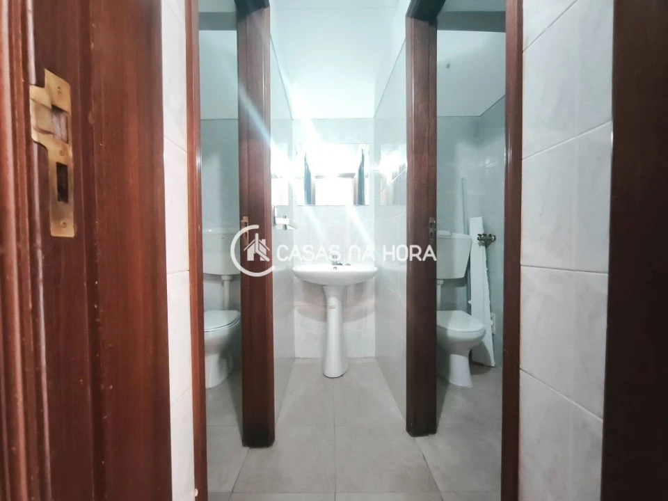 Loja para Arrendamento em Cacém e São Marcos Foto 17