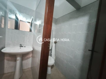 Loja para Arrendamento em Cacém e São Marcos