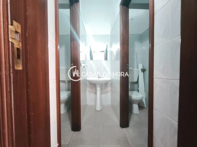 Loja para Arrendamento em Cacém e São Marcos Foto 17