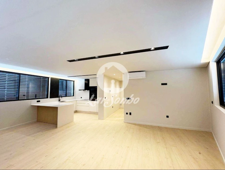 Apartamento T2 para Venda em Gondomar (São Cosme), Valbom e Jovim Foto 1