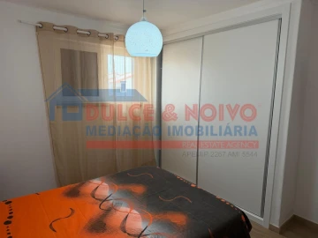 Apartamento T3 para Arrendamento em Ferrel