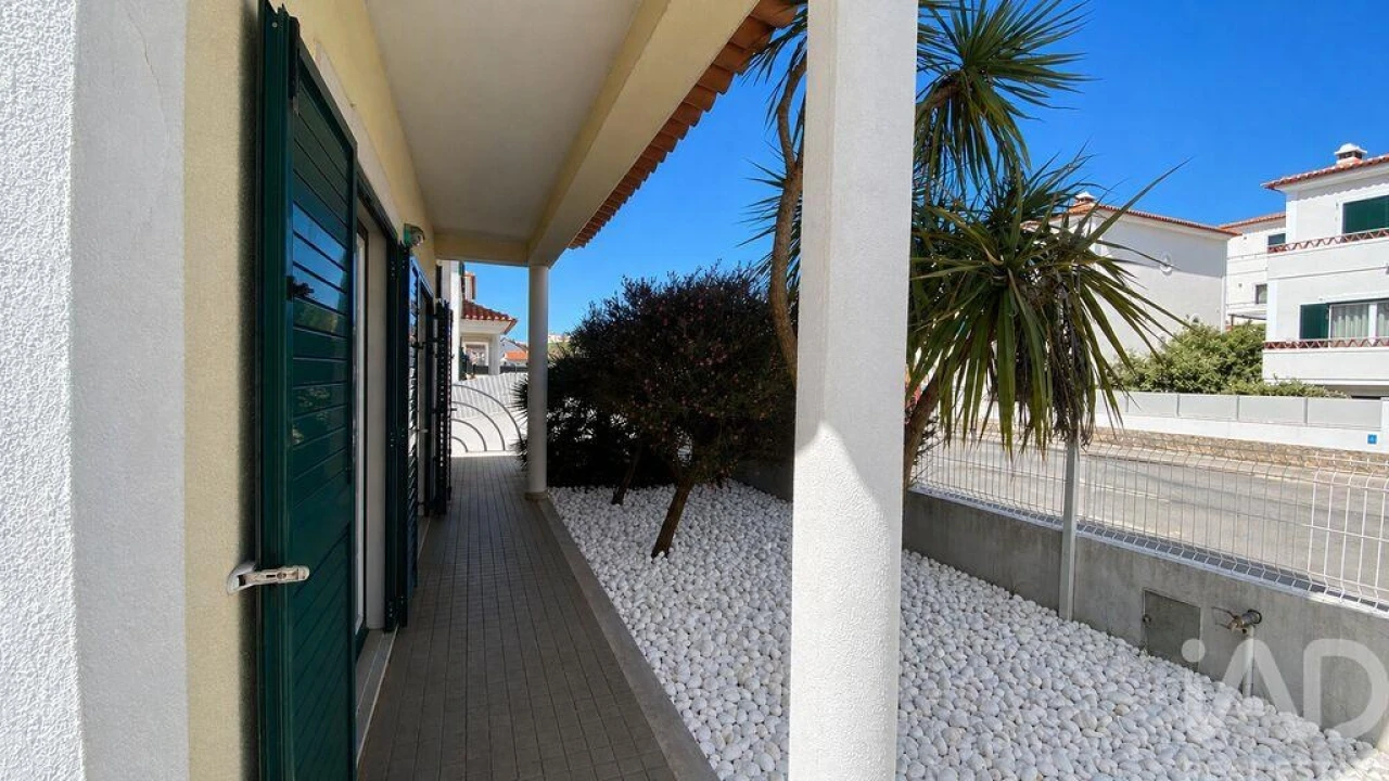 Moradia T3 para Venda em Ericeira Foto 1