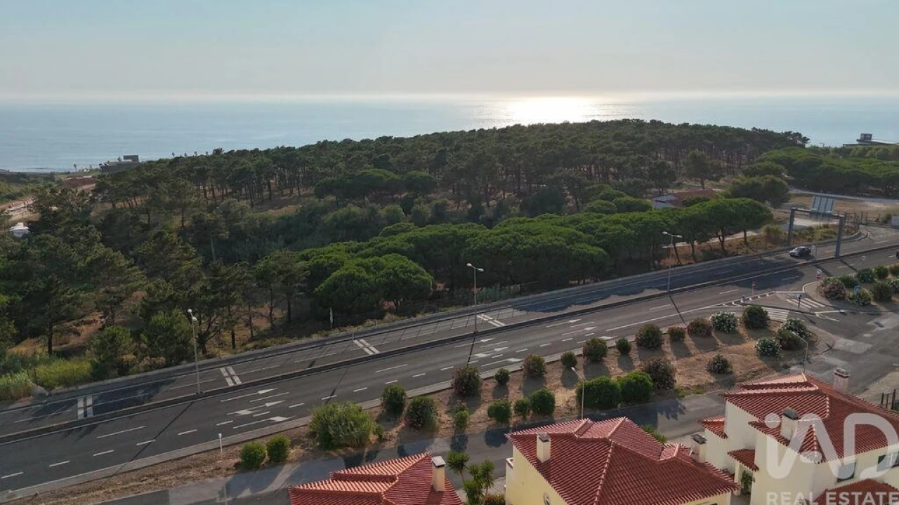 Moradia T3 para Venda em Ericeira Foto 2