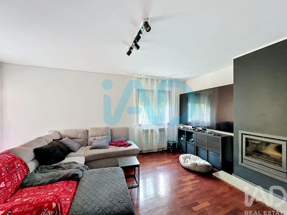 Apartamento T3 para Venda em Baguim do Monte (Rio Tinto) Foto 2