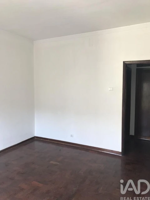 Prédio para Venda em São Martinho do Bispo e Ribeira de Frades