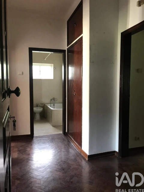 Prédio para Venda em São Martinho do Bispo e Ribeira de Frades
