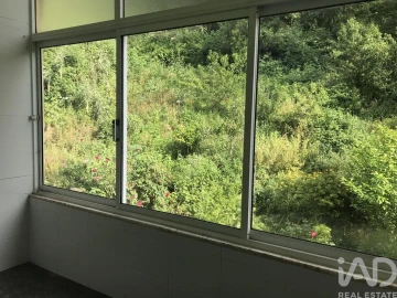 Prédio para Venda em São Martinho do Bispo e Ribeira de Frades