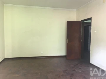 Apartamento T2 para Venda em São Martinho do Bispo e Ribeira de Frades