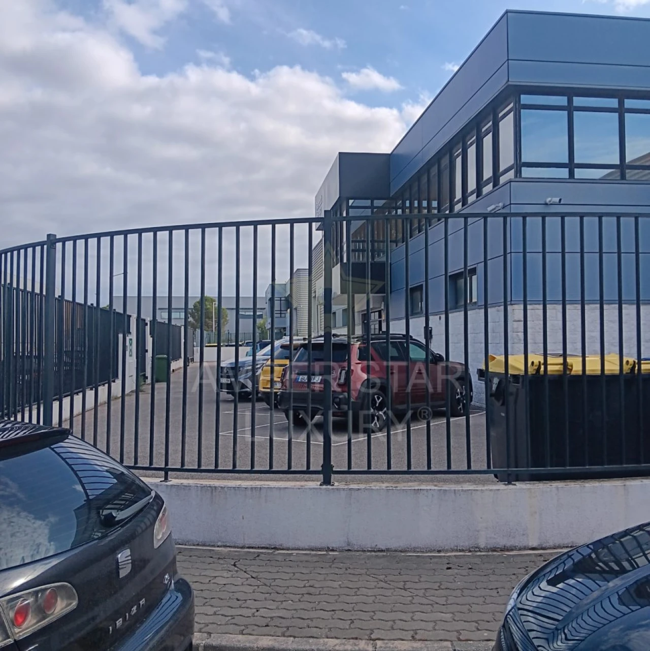Armazém para Venda em Seixal, Arrentela e Aldeia de Paio Pires Foto 2