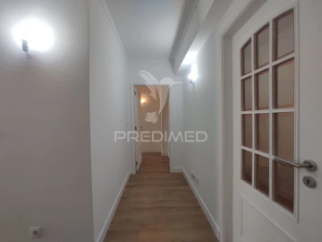Apartamento T3 para Venda em São Domingos de Benfica
