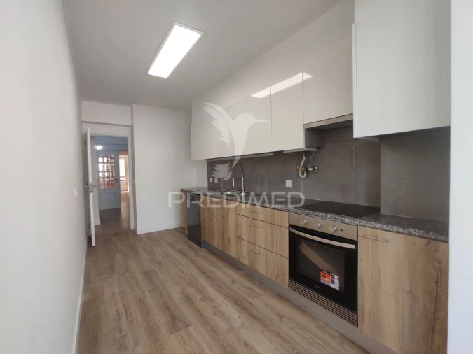 Apartamento T3 para Venda em São Domingos de Benfica Foto 17