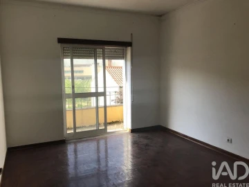 Apartamento T2 para Venda em São Martinho do Bispo e Ribeira de Frades
