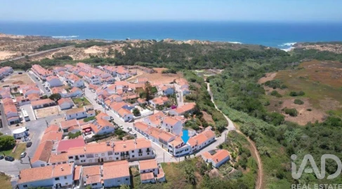 Moradia T4 para Venda em Boavista dos Pinheiros
