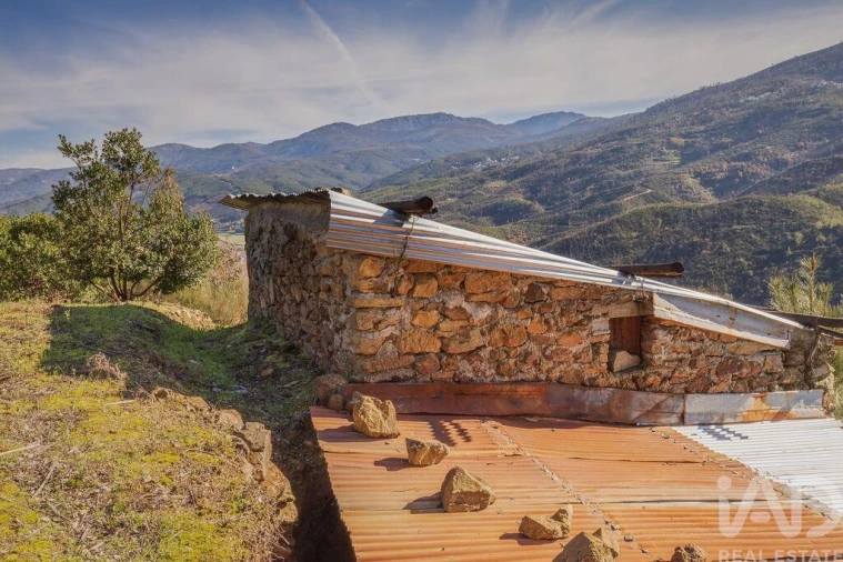 Terreno para Venda em Sandomil