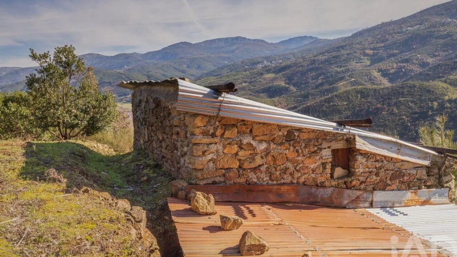 Terreno para Venda em Sandomil