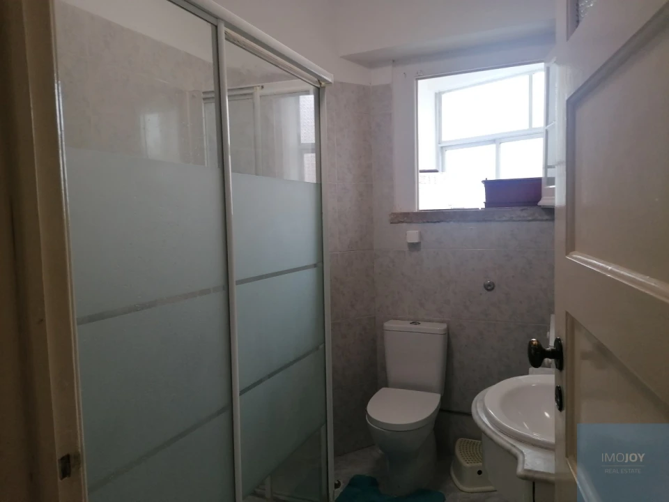 Apartamento T3 para Venda em Algés, Linda-A-Velha e Cruz Quebrada-Dafundo Foto 26