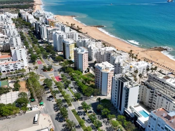 Terreno para Venda em Quarteira