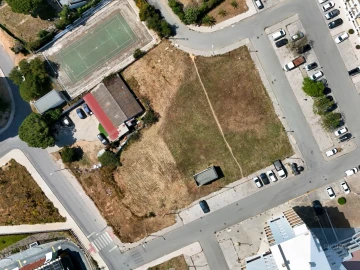 Terreno para Venda em Quarteira