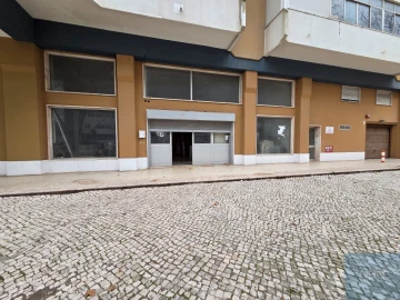 Loja para Venda em Lumiar